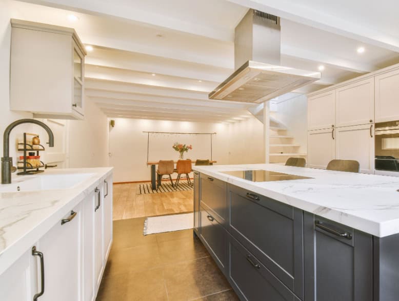 custom homes and renovations